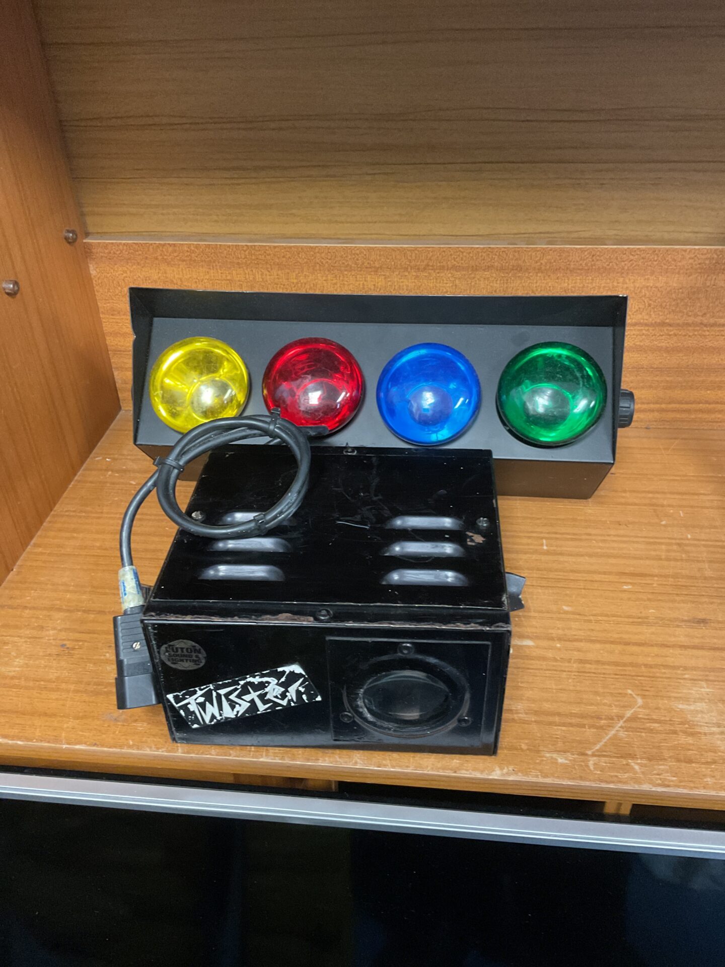 186 Two dj disco lights including twister