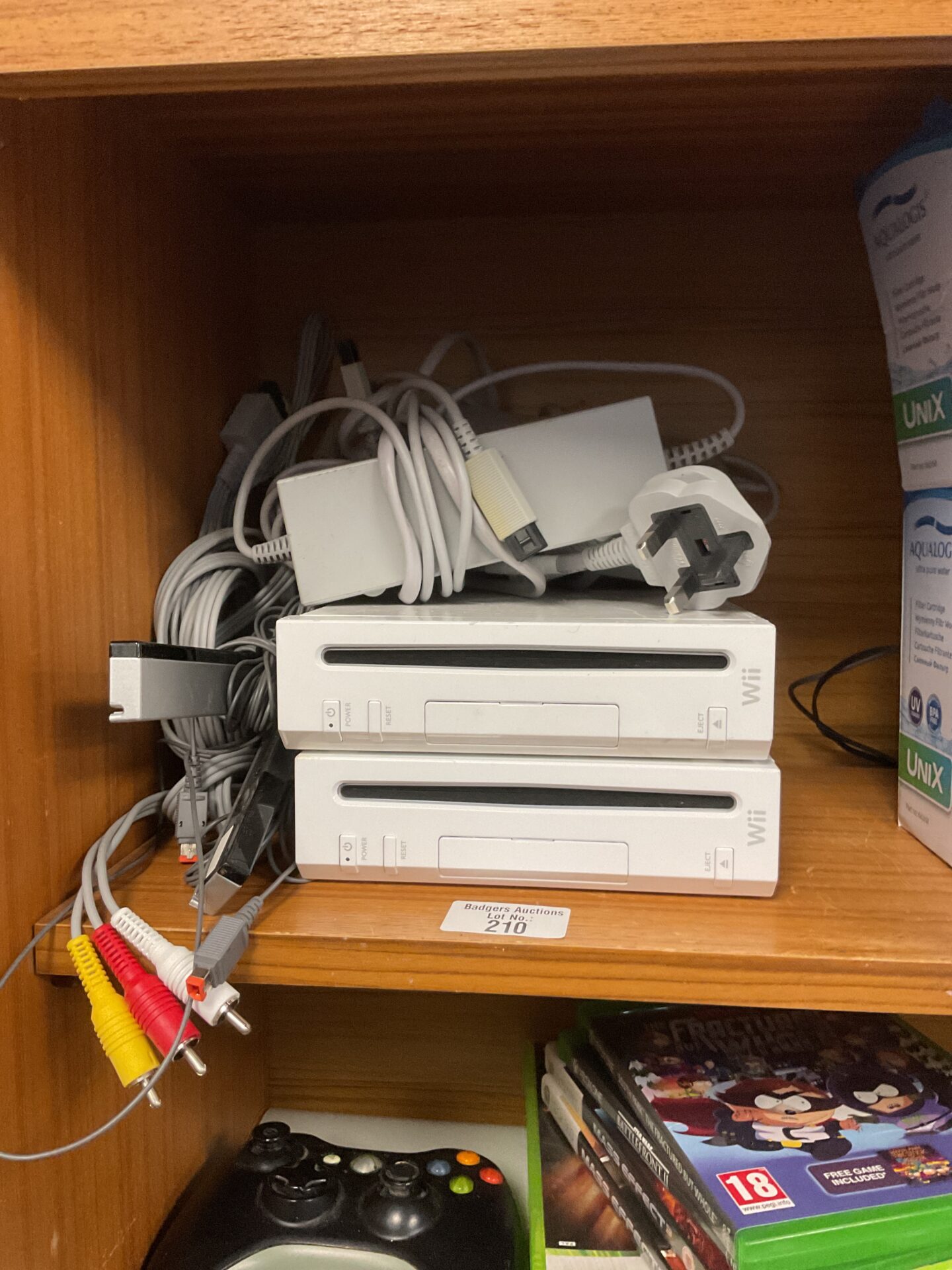 210 Two Nintendo wii consoles with cables