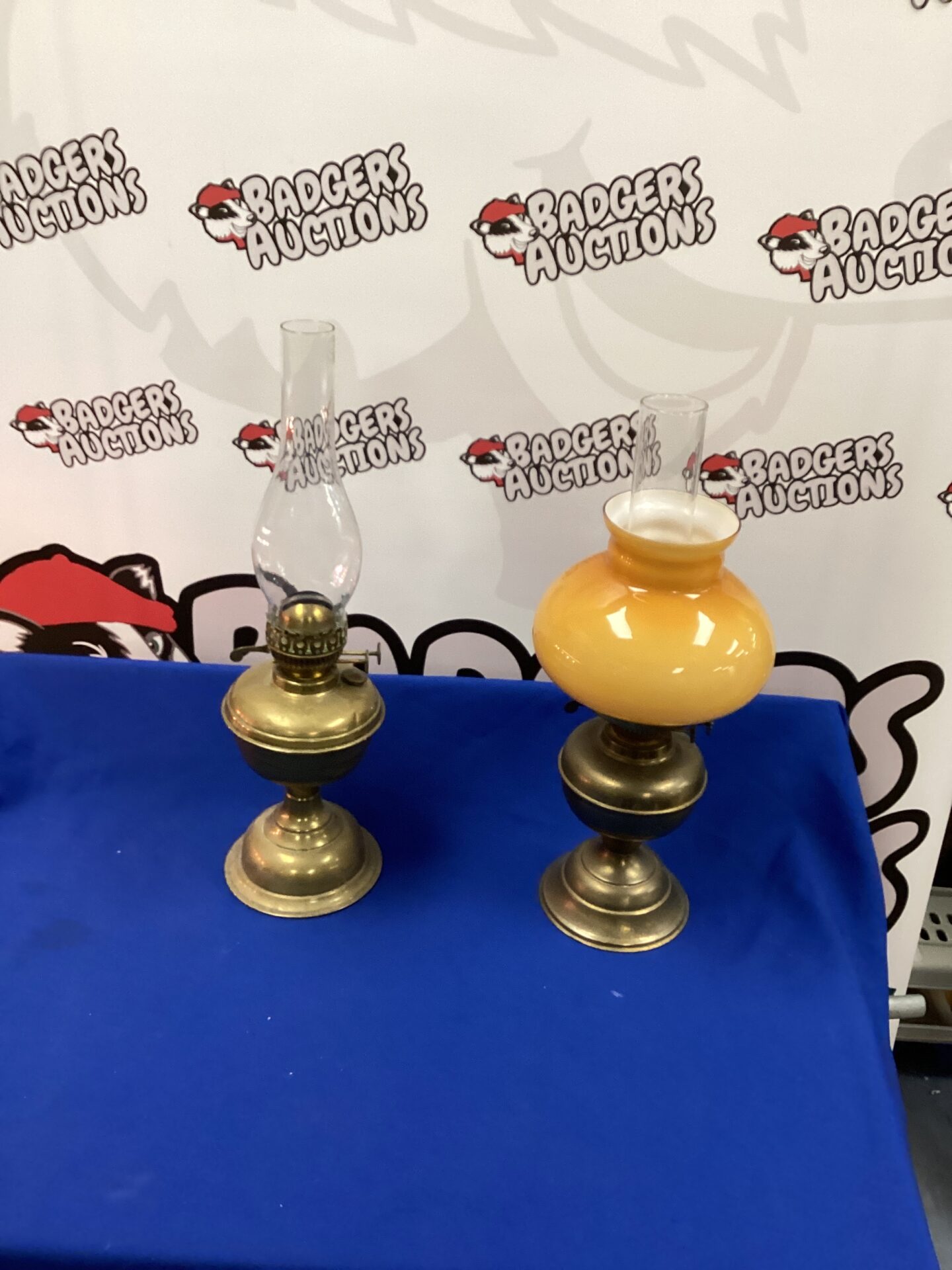 684 Two vintage brass oil lamps