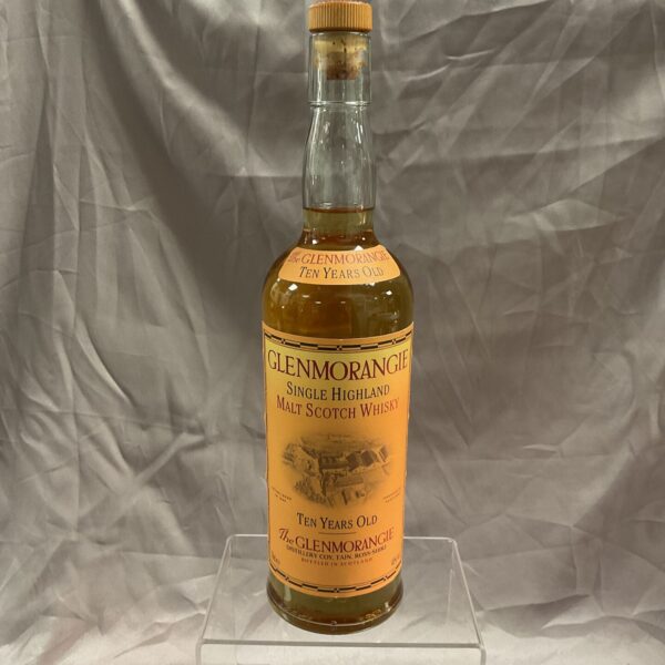 Glenmorangie single malt scotch whiskey bottle, 70cl, collectible spirit.