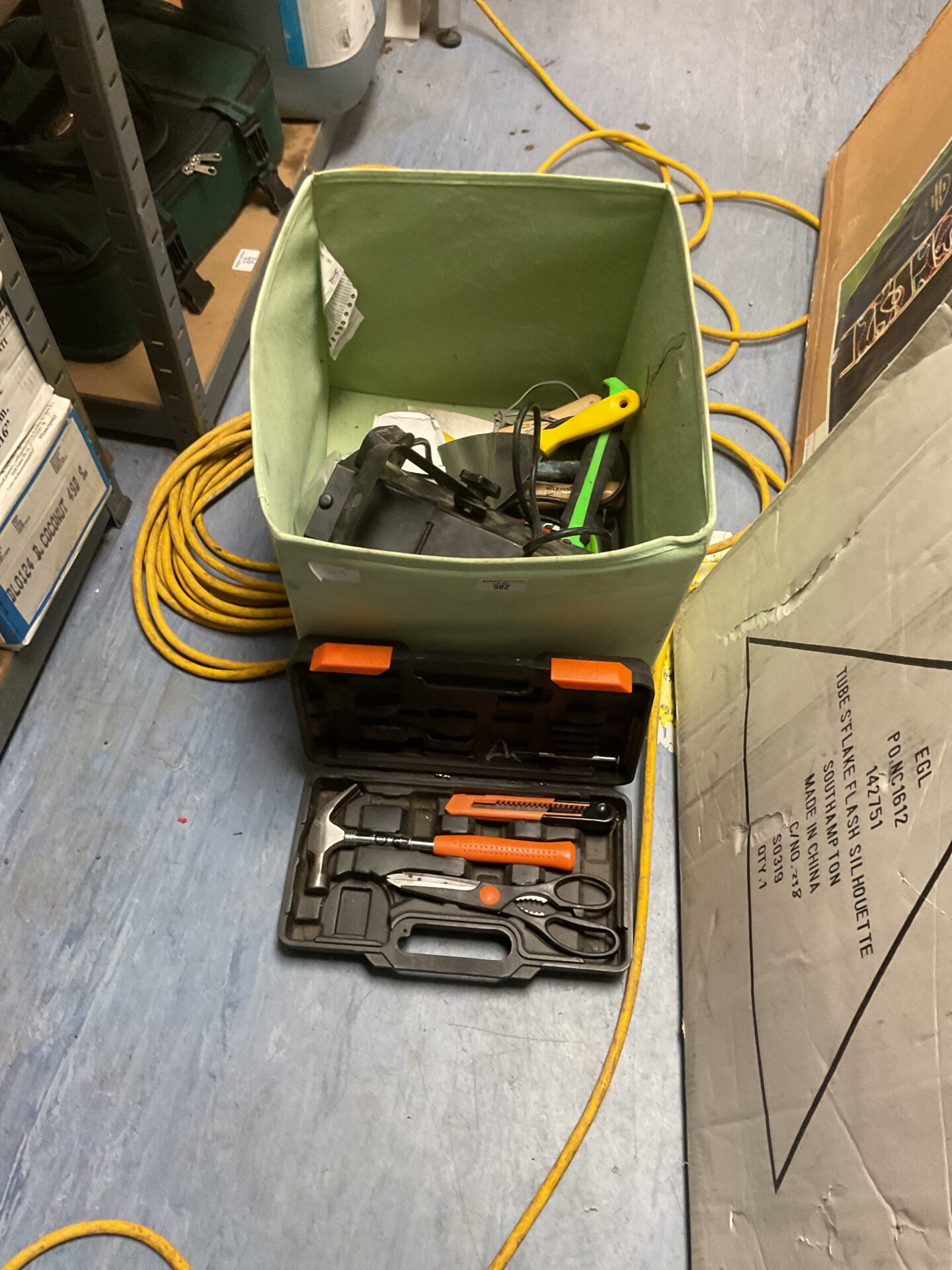 982 Box of mixed tools inc scrapers, hammer, and light
