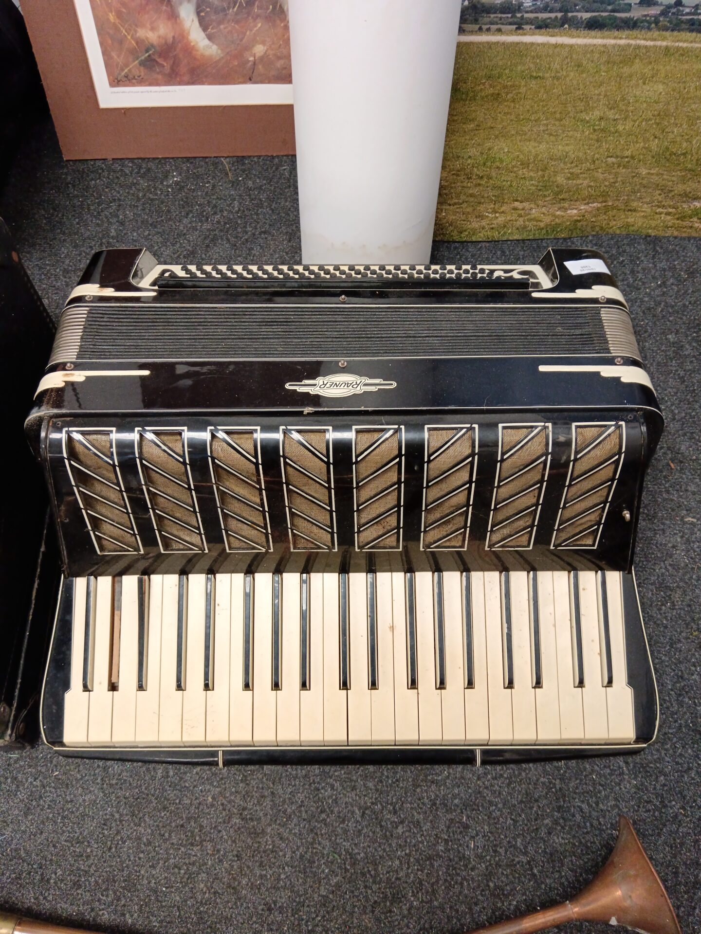 735 Vintage rauner accordion