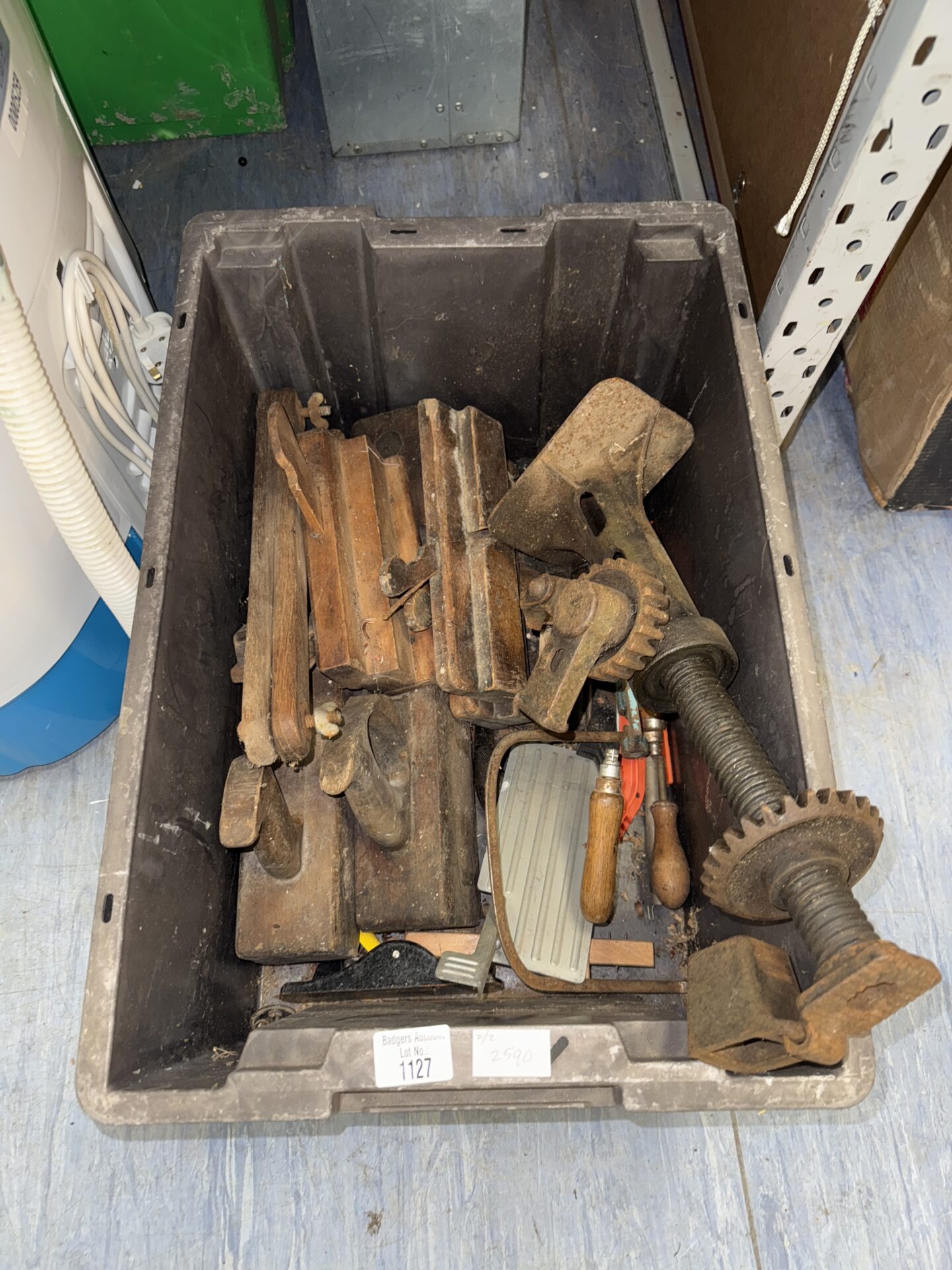 1127 Box of vintage tools inc wood planes & others