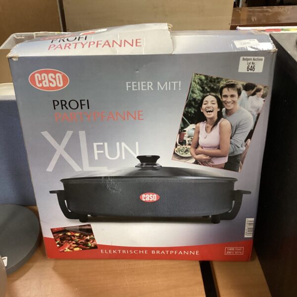 Large Caso XL cooking pot, electric hot plate for kitchen use.