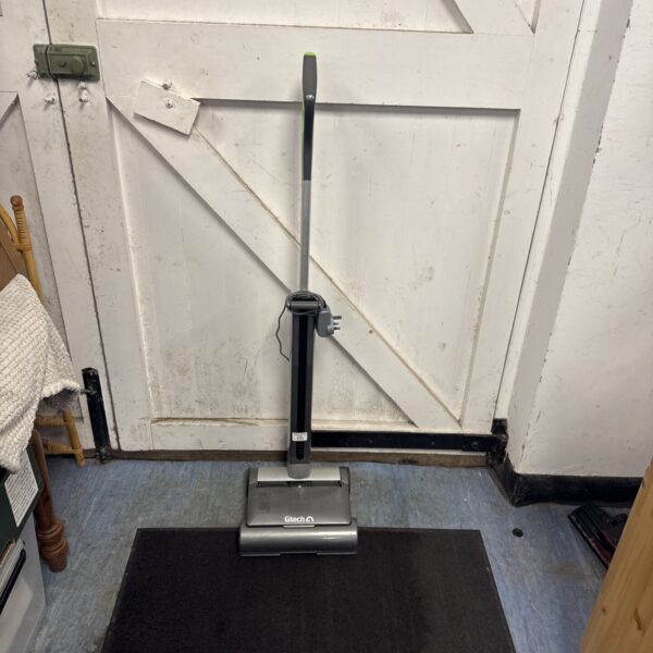 Gtech AirRam cordless vacuum cleaner in used condition.