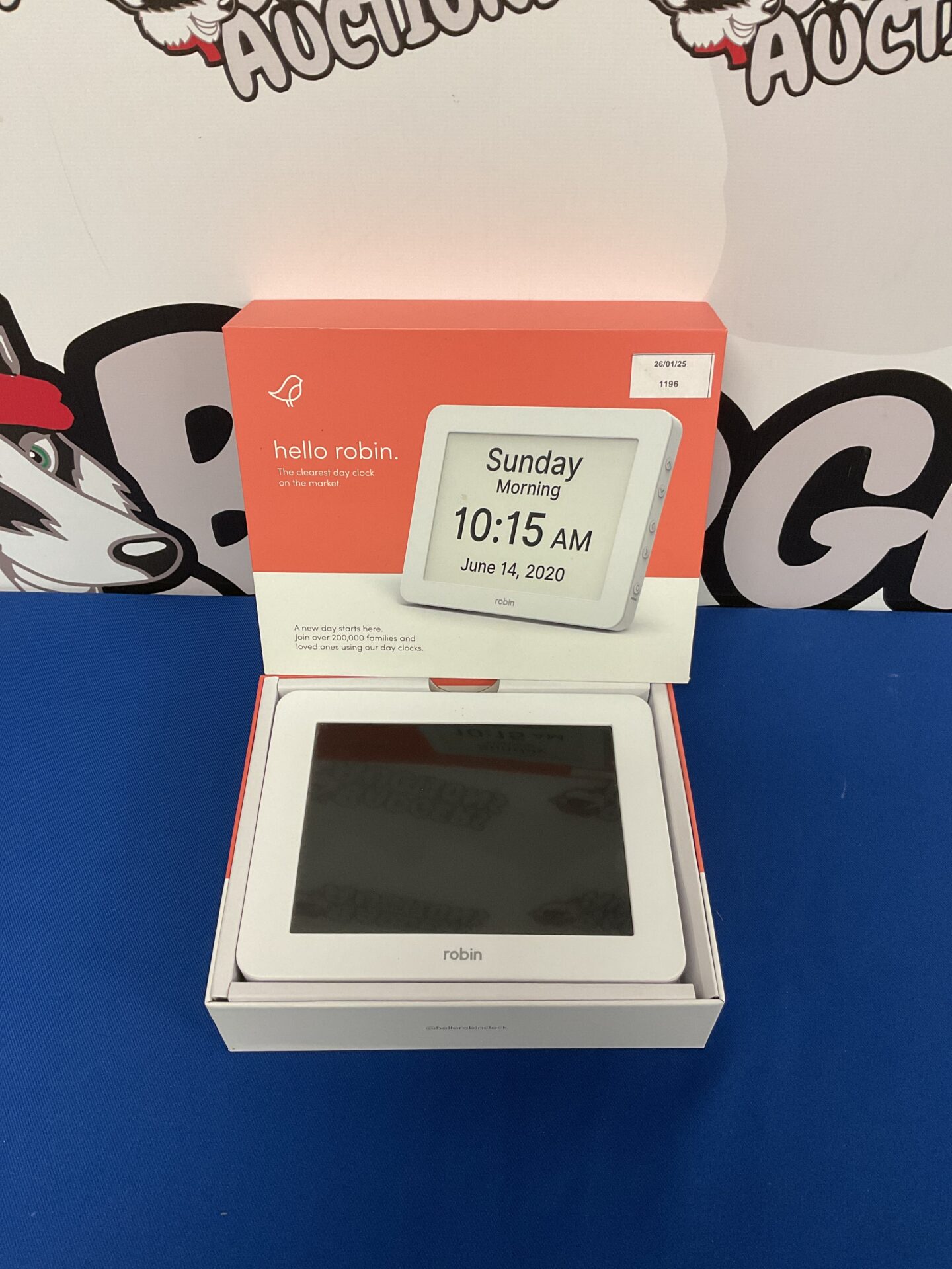 099 Hello robin digital clear day clock