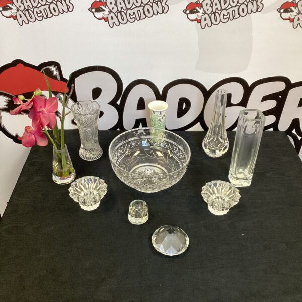 Vintage crystal glassware lot with fruit bowl and glasses.