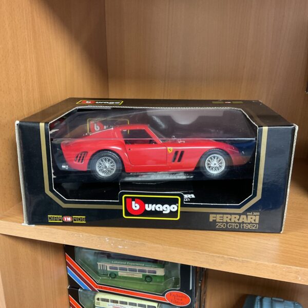 Burago 1/18 scale Ferrari 250 GTO diecast model car.
