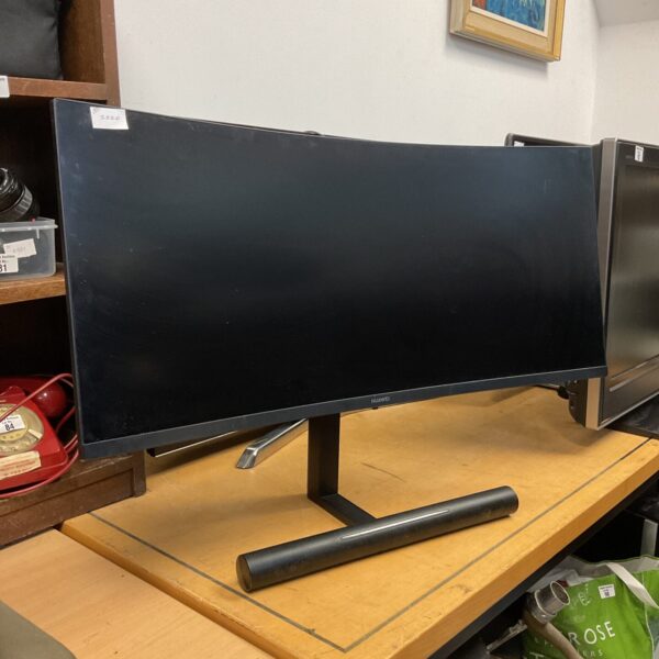 Huawei MateView GT curved LCD computer monitor, side view.