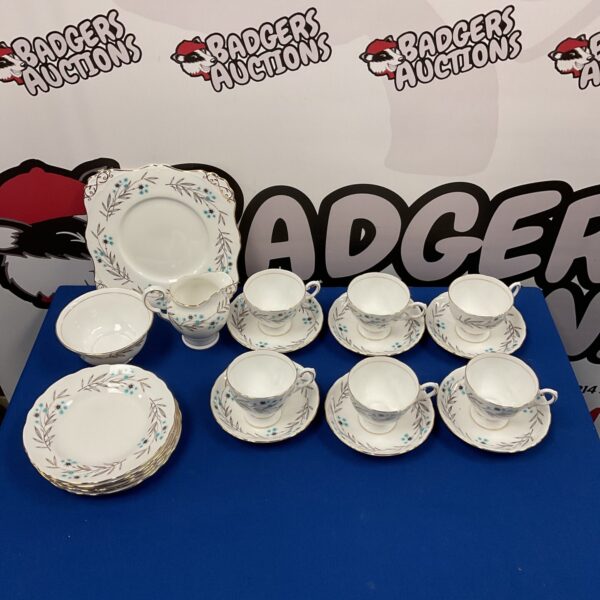 Vintage Tuscan bone china teaset with Southern Star pattern.