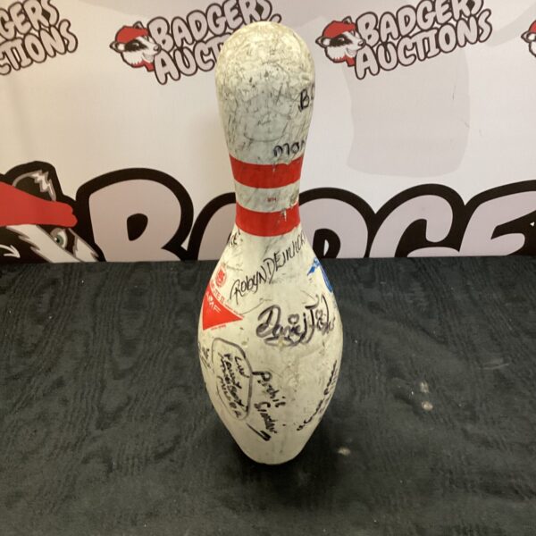Signed vintage AMF amflite II bowling pin for collectors.