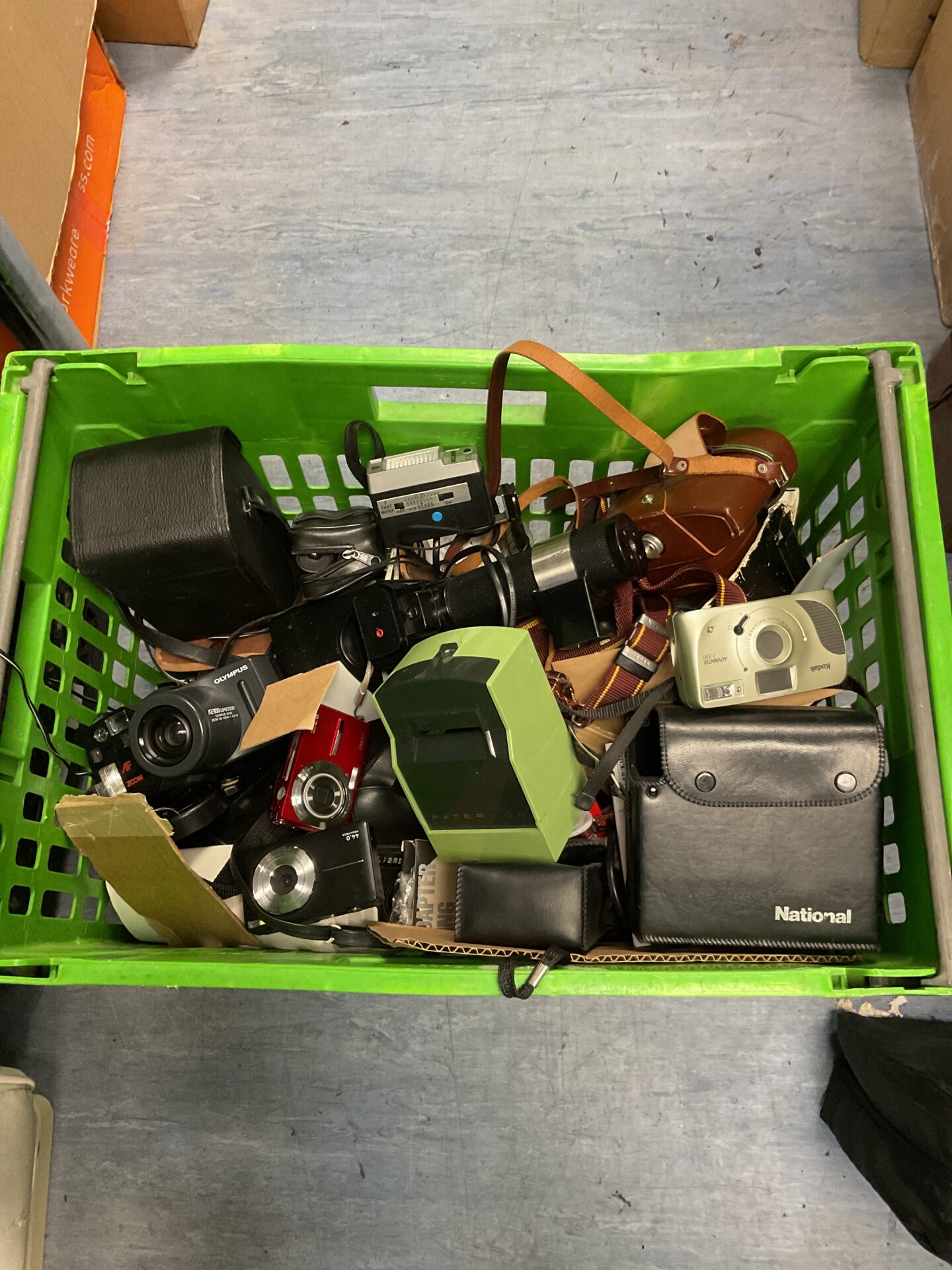 131 Large box of cameras & accessories