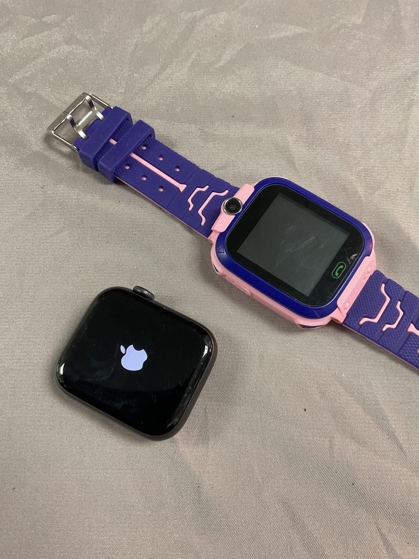 811 Apple Watch series six and phone smart watch