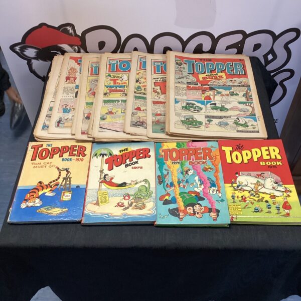 Lot of vintage Topper comics and annuals for collectors.