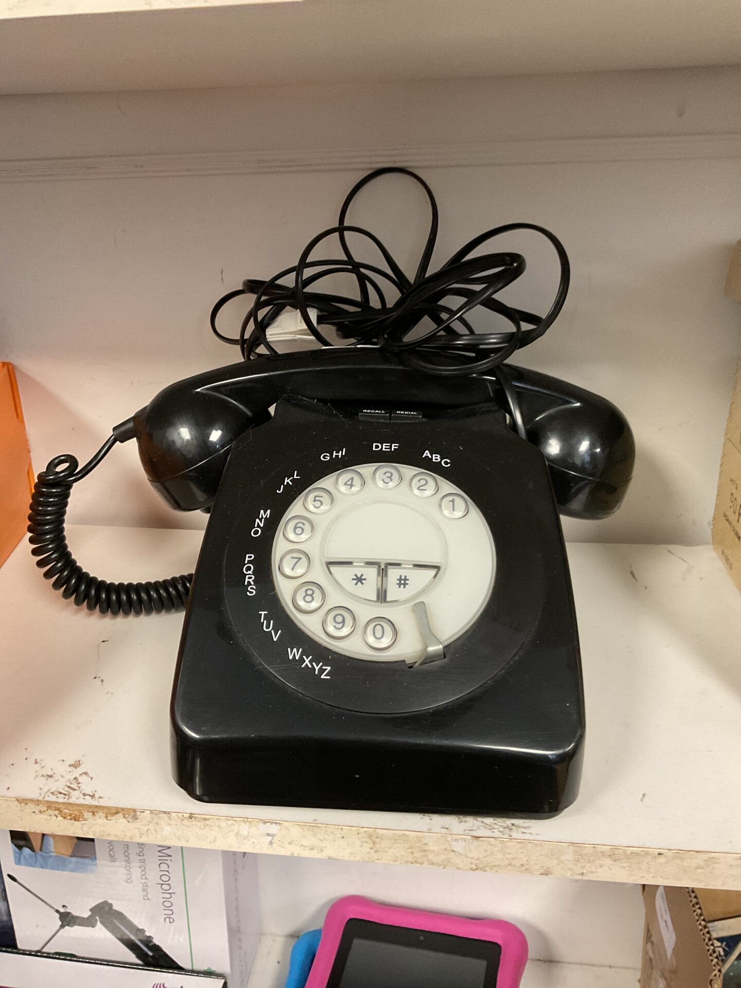 197 Geemarc telecom mayfair push button telephone