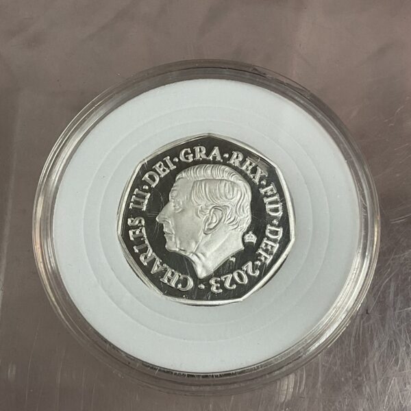 Obverse of the 2023 Charles III Atlantic Salmon 50p coin.