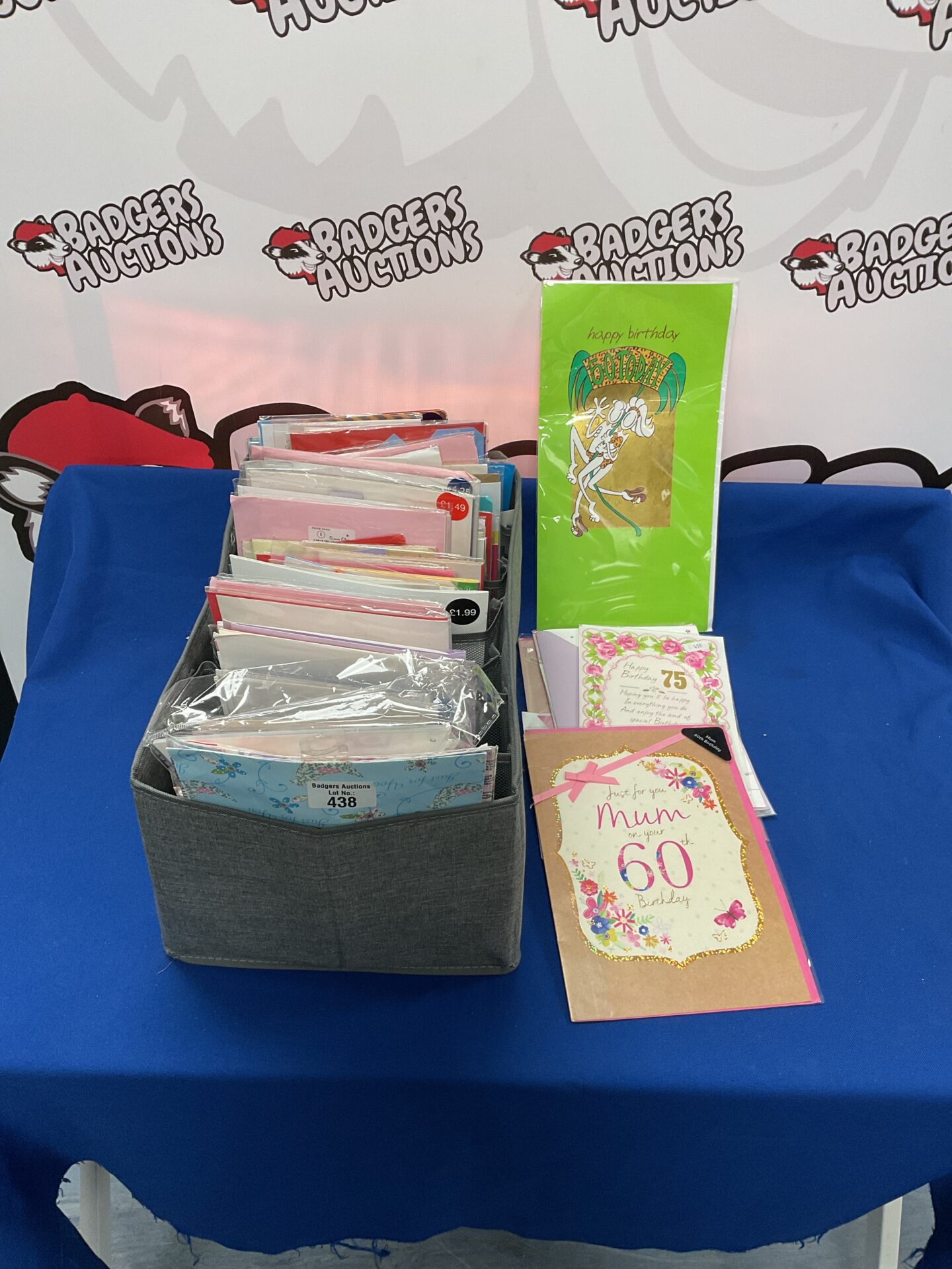 438 Box of mixed greeting cards