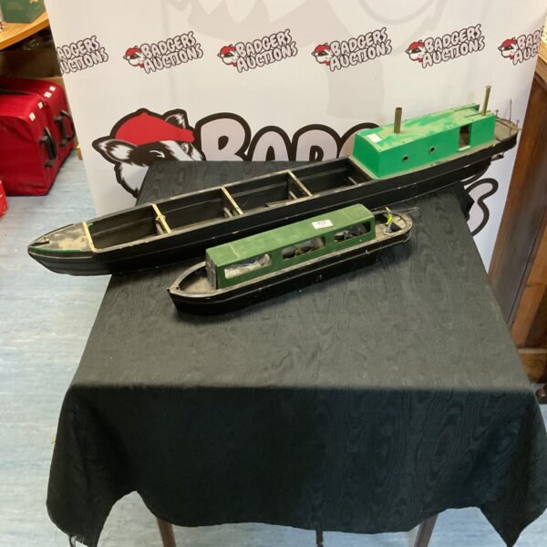 Detailed model narrowboat RC boat for collectors and hobbyists.