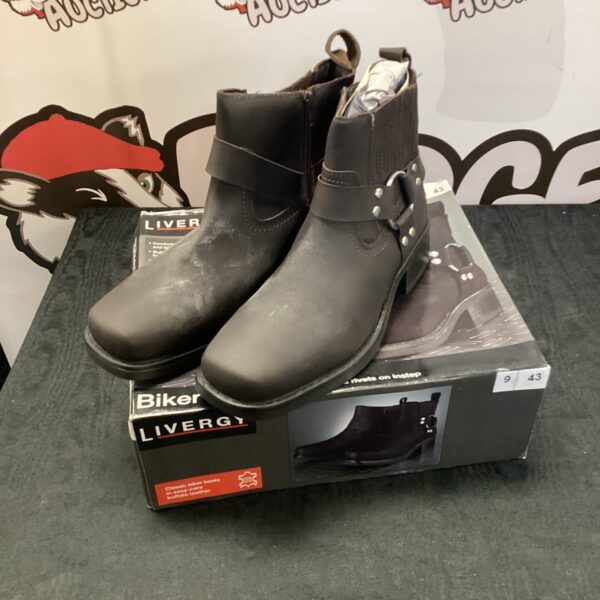 New Livergy size 43 biker boots with buckle detail.