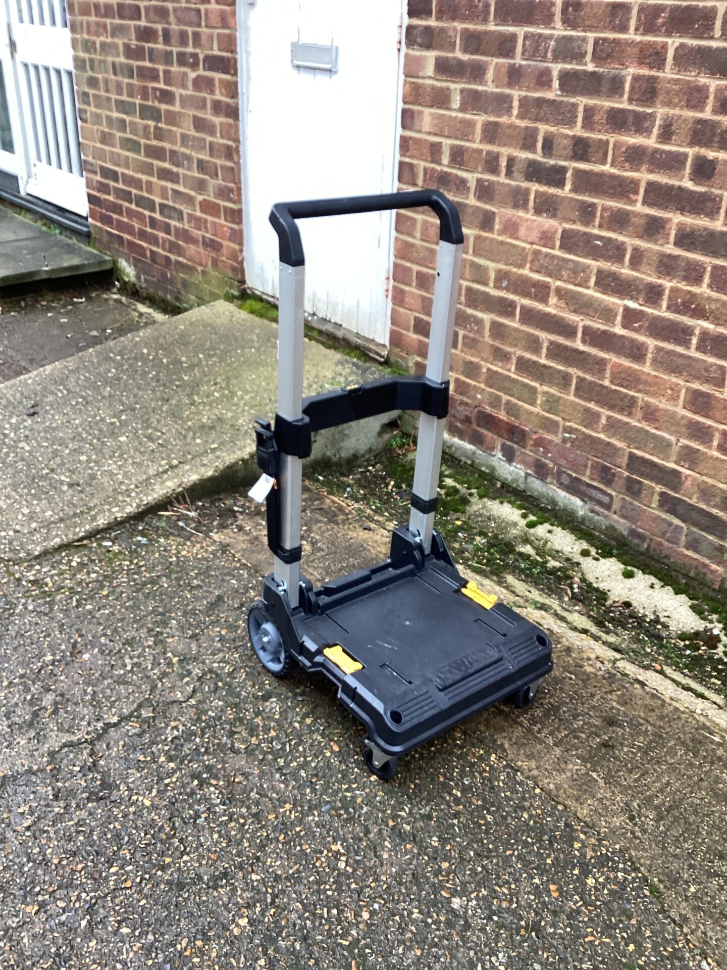 1143 DeWalt Trolley