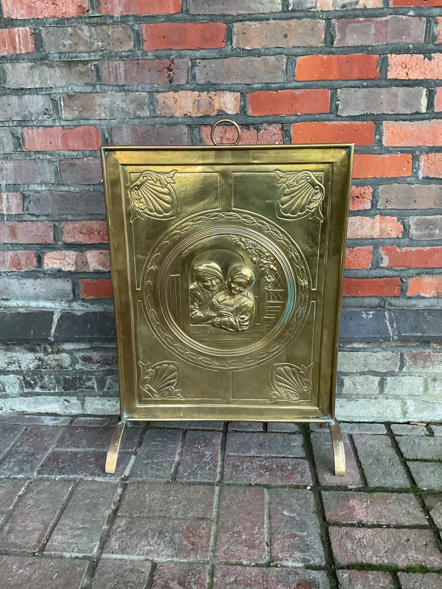 060 Vintage brass art nouveau firescreen