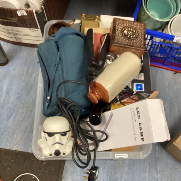 Mixed lot of collectibles including a Star Wars figurine and cables.