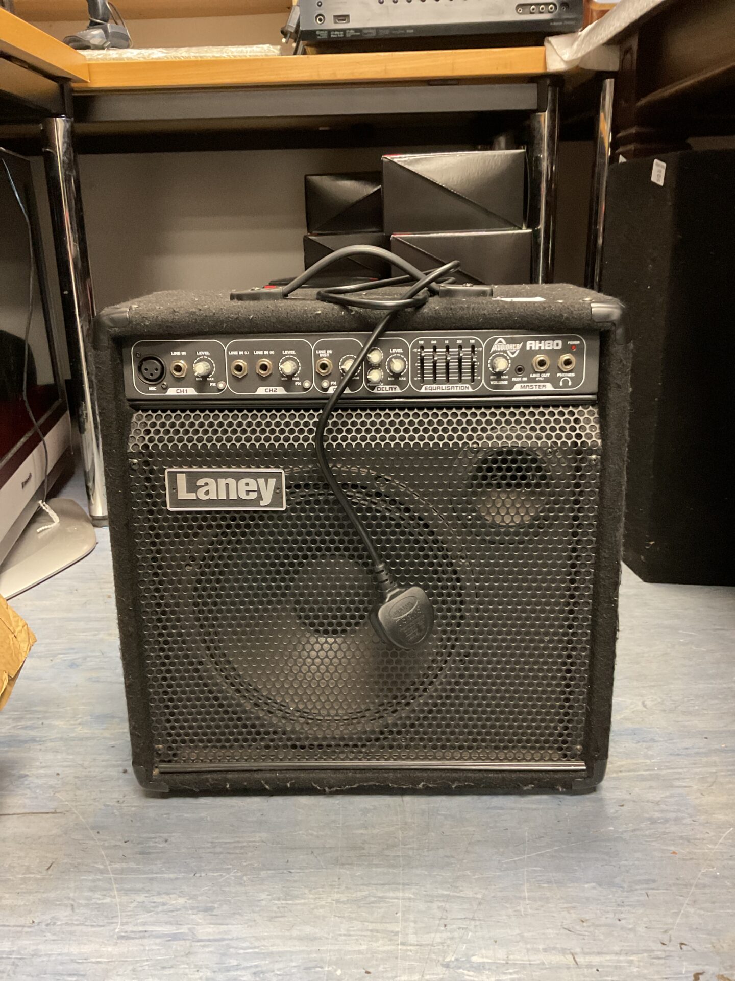 137 Leney ah80 audio hub guitar amplifier working