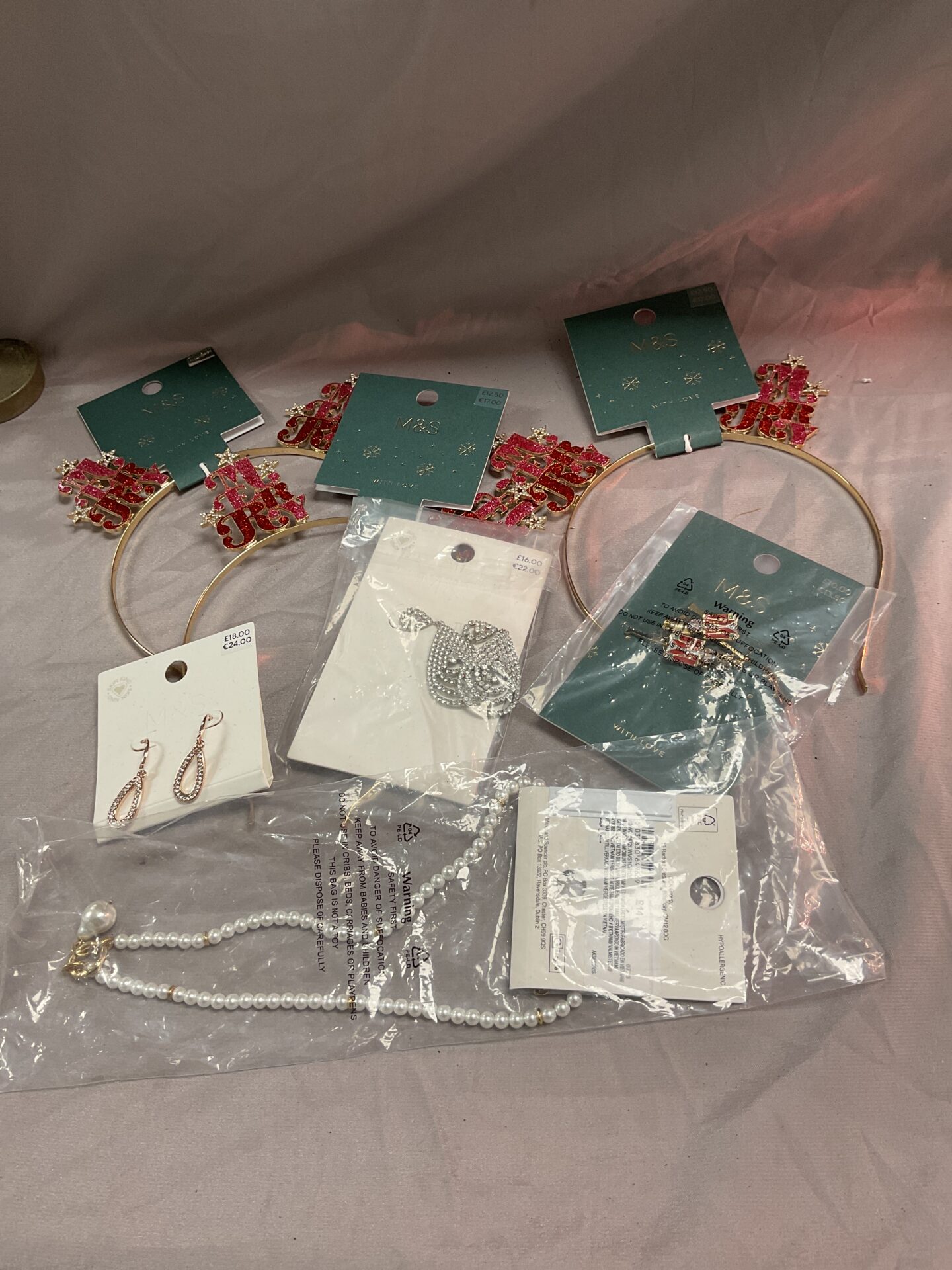 800 Tray of M&S jewellery
