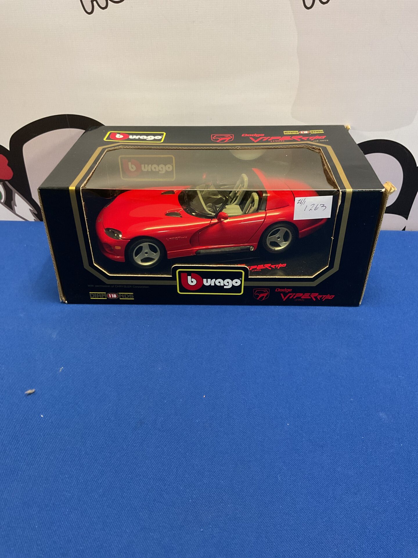 372 Burago diecast model of dodge viper RT10 1992 boxed