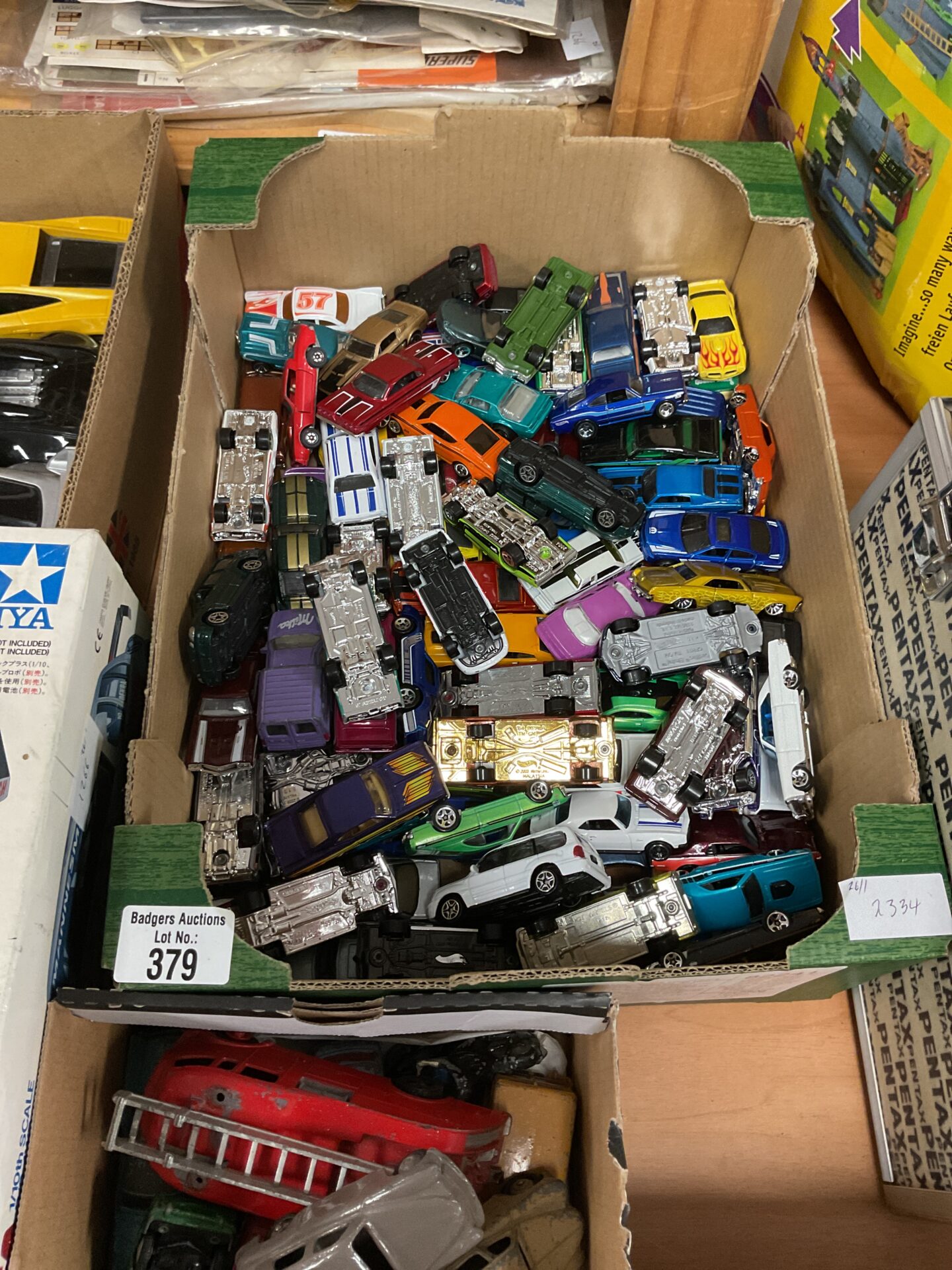 379 Crate of diecast models inc corgi and hotwheels aprox 100
