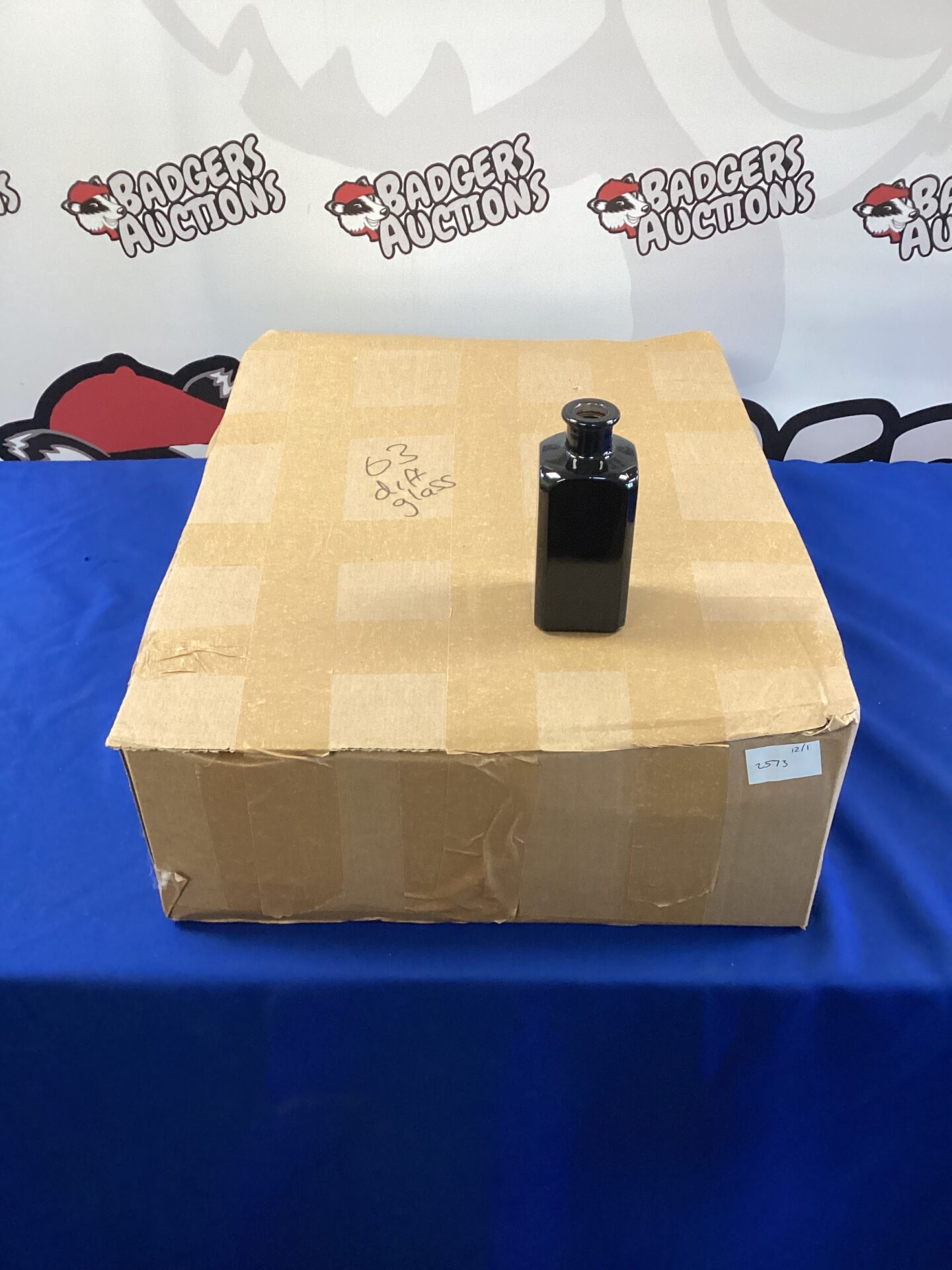 632 Box of approximately 63 glass diffuser bottles