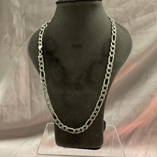 Heavy link whitemetal chain necklace, 20 inch length.
