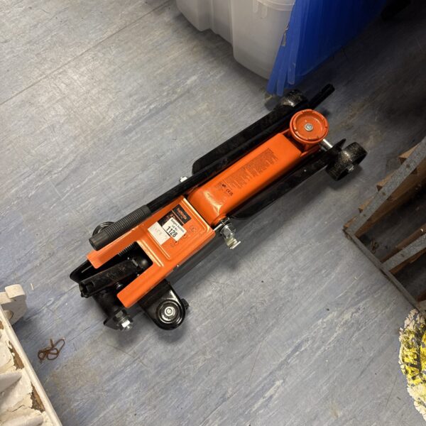 Halfords 3 tonne trolley jack for car maintenance and repair.