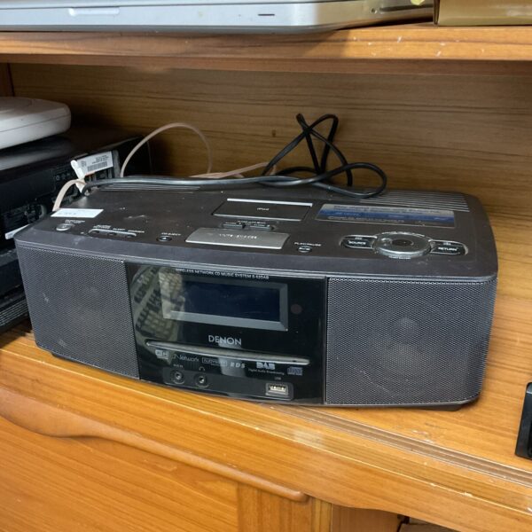 Vintage Denon S-52DAB iPod dock radio in as-seen condition.