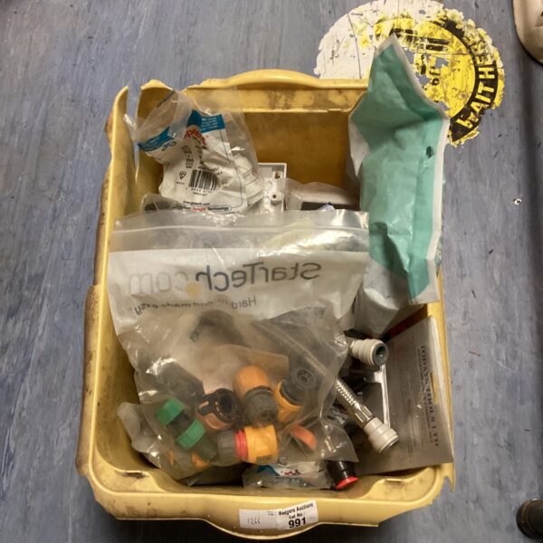 Mixed lot of plastic hose connectors and fittings for garden use.