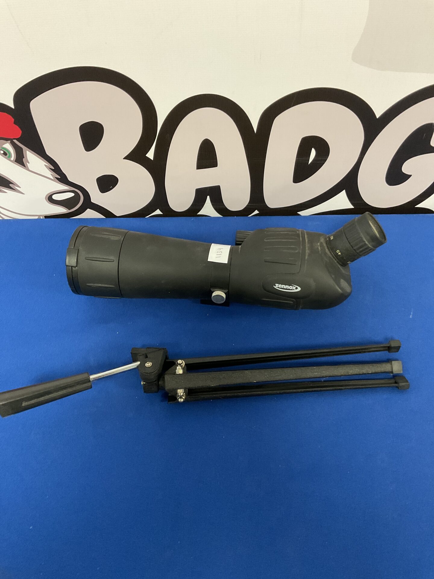 217 Zennox spotter scope with tripod