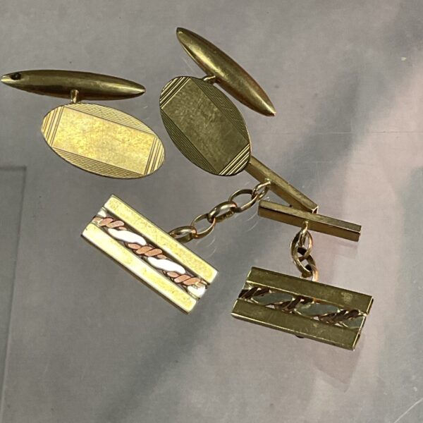 Vintage 9ct gold cufflinks with a textured finish.