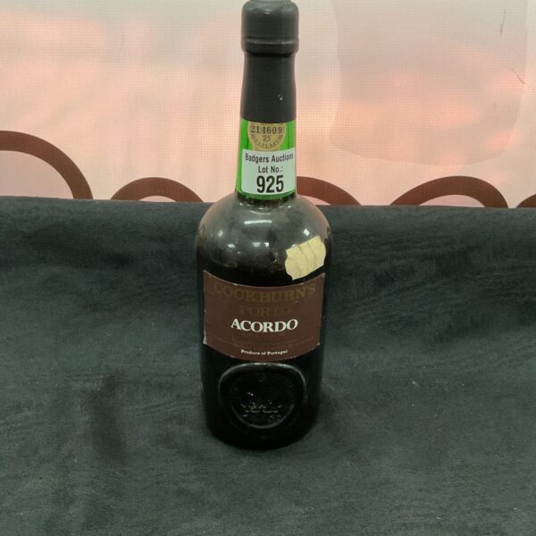 Sealed bottle of Cockburns porto acordo fine tawny 75cl