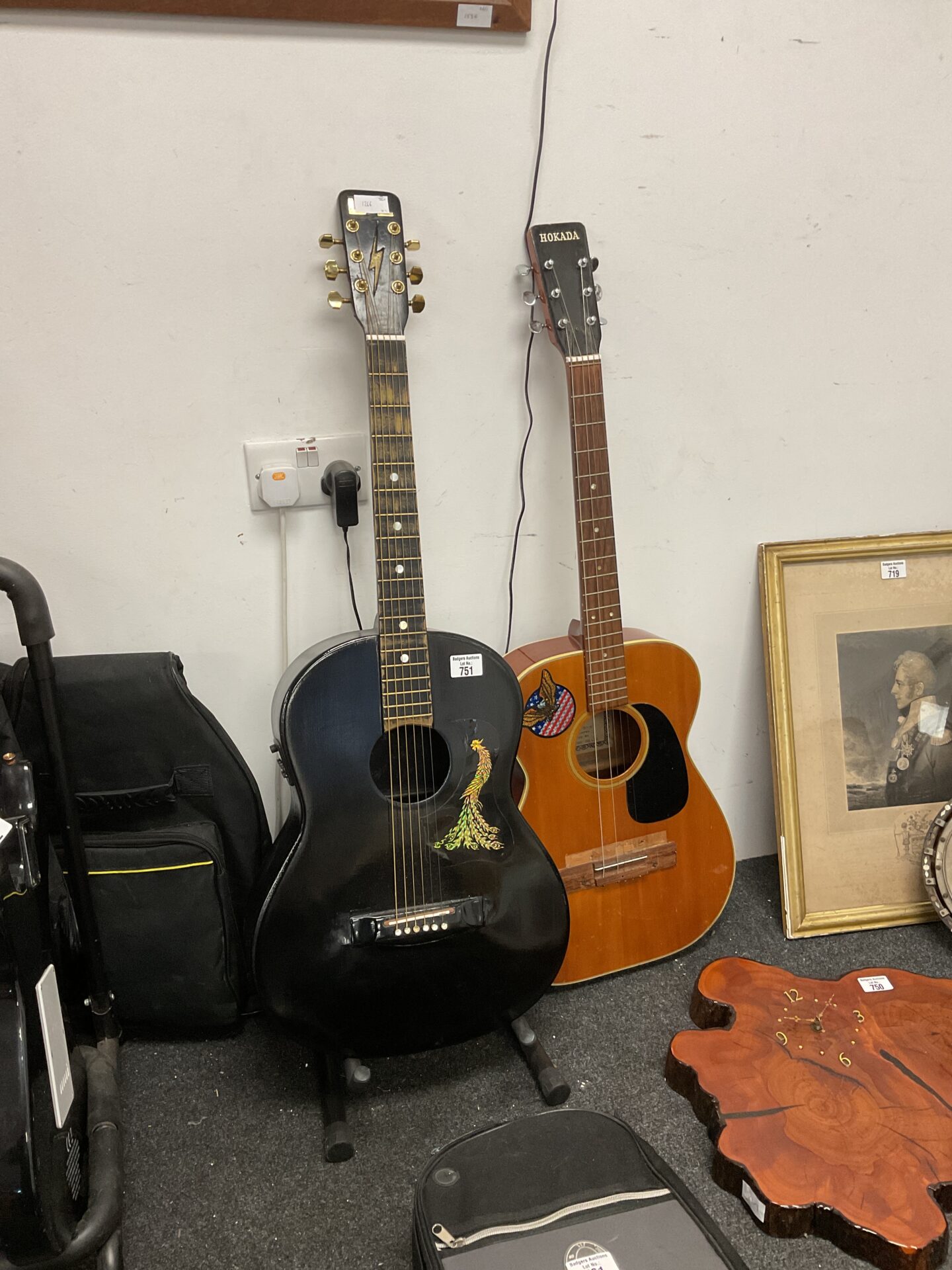 751 Two acoustic guitars inc hokada