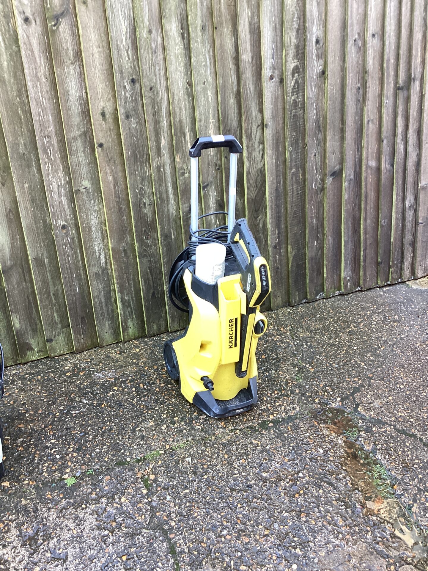 1176 Karcher k4 full control Power washer