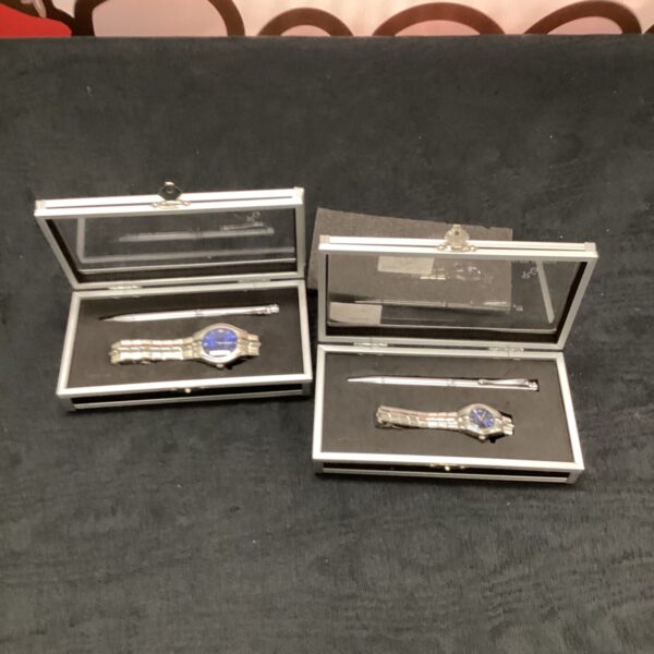Ralph Geneve pen and watch set in presentation boxes.