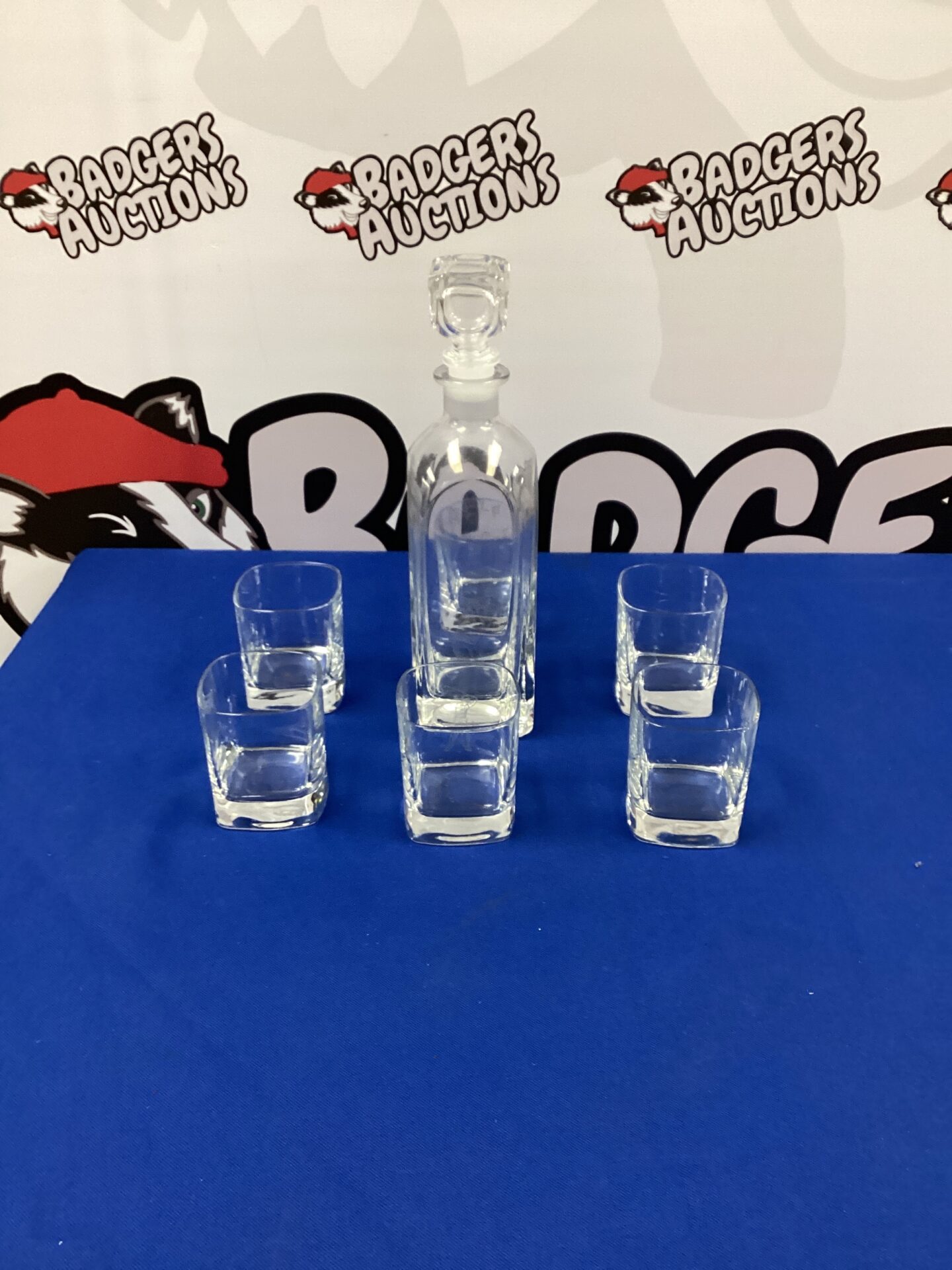 313 Golfing Decanter with six tumbler