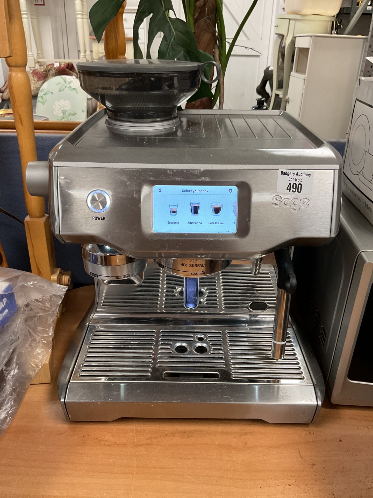 490 Sage coffee machine tested turns on, not tested further. Missing porter filter.