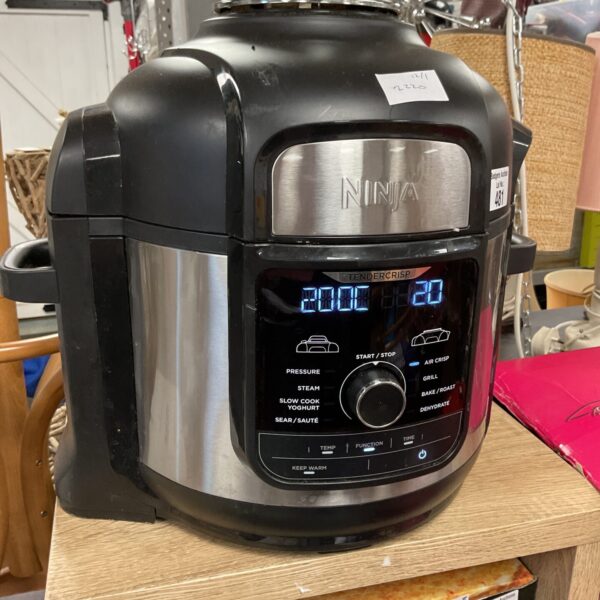 Black Ninja Foodi MAX multicooker with digital display.