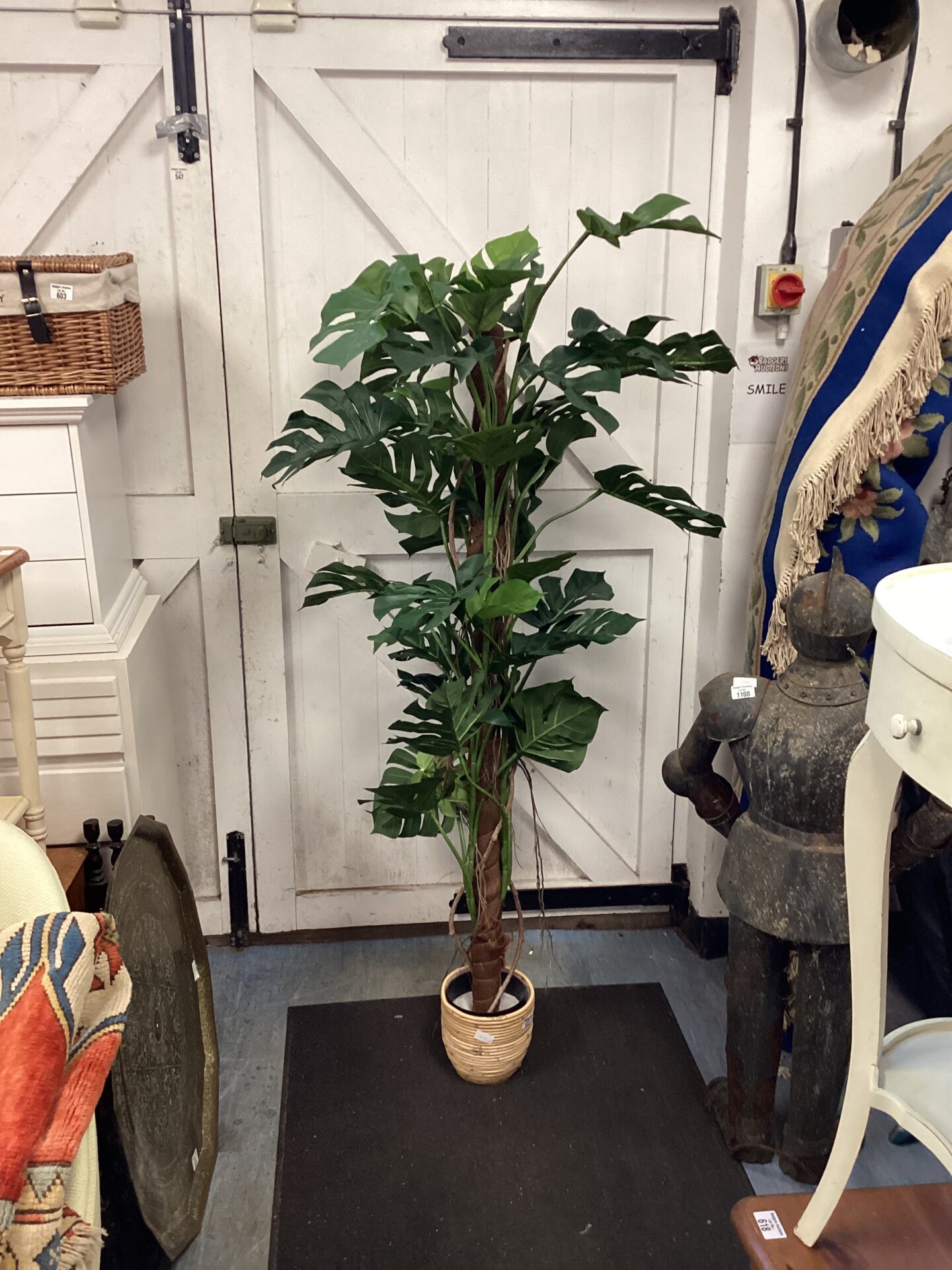 637 Artificial philo tree
