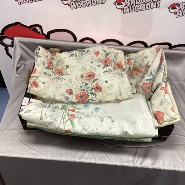Vibrant floral double duvet set with pillowcases, colourful bedding.