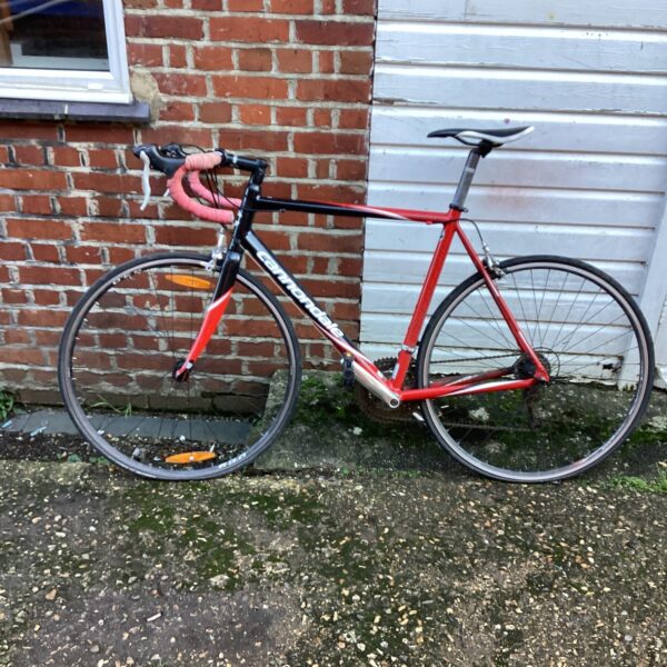 Vintage Cannondale road bike for sale, classic cycling project.