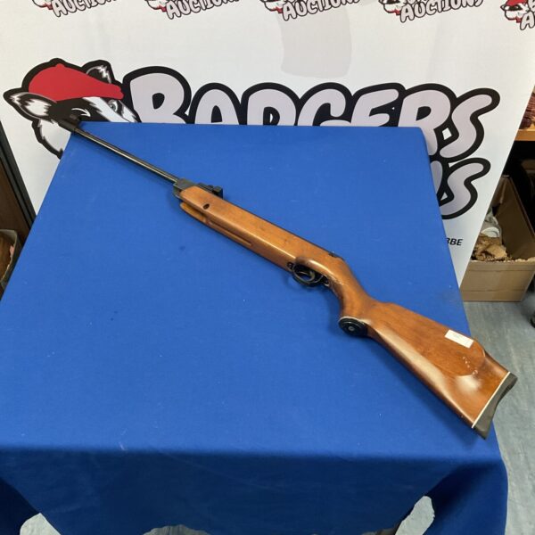 Vintage Webley Vulcan air rifle in good condition.