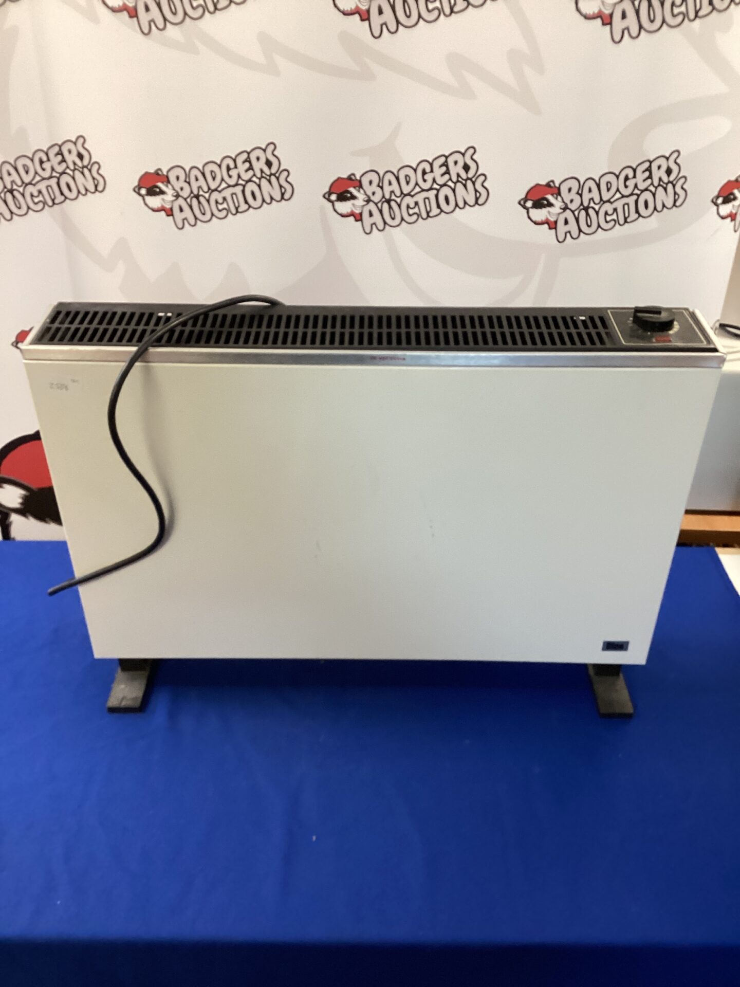 1051 Glen electric heater