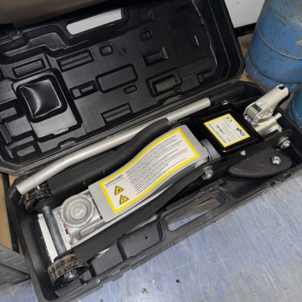 2 tonne trolley jack in a moulded plastic case for automotive use.